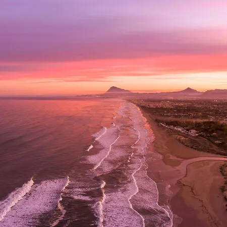 Drive By On Travel *